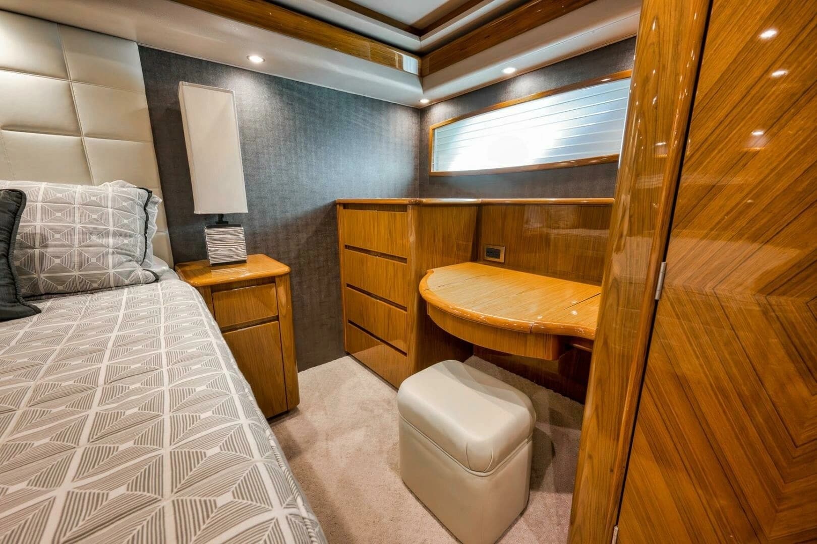 2011 Viking 76 Enclosed Bridge - Image 25