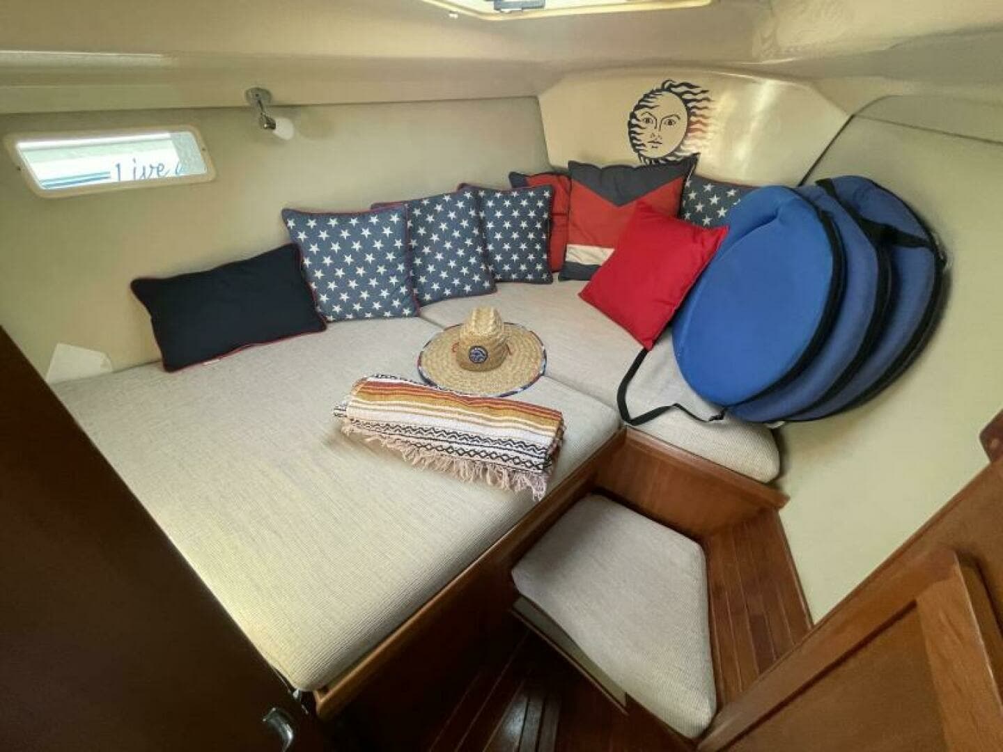 1991 Hunter 36 Vision - Image 29