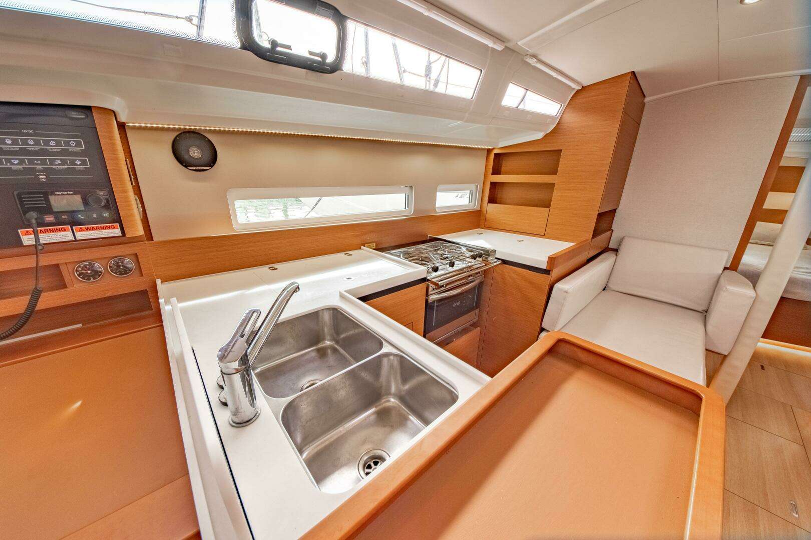 2023 Jeanneau Sun Odyssey 410 - Image 38