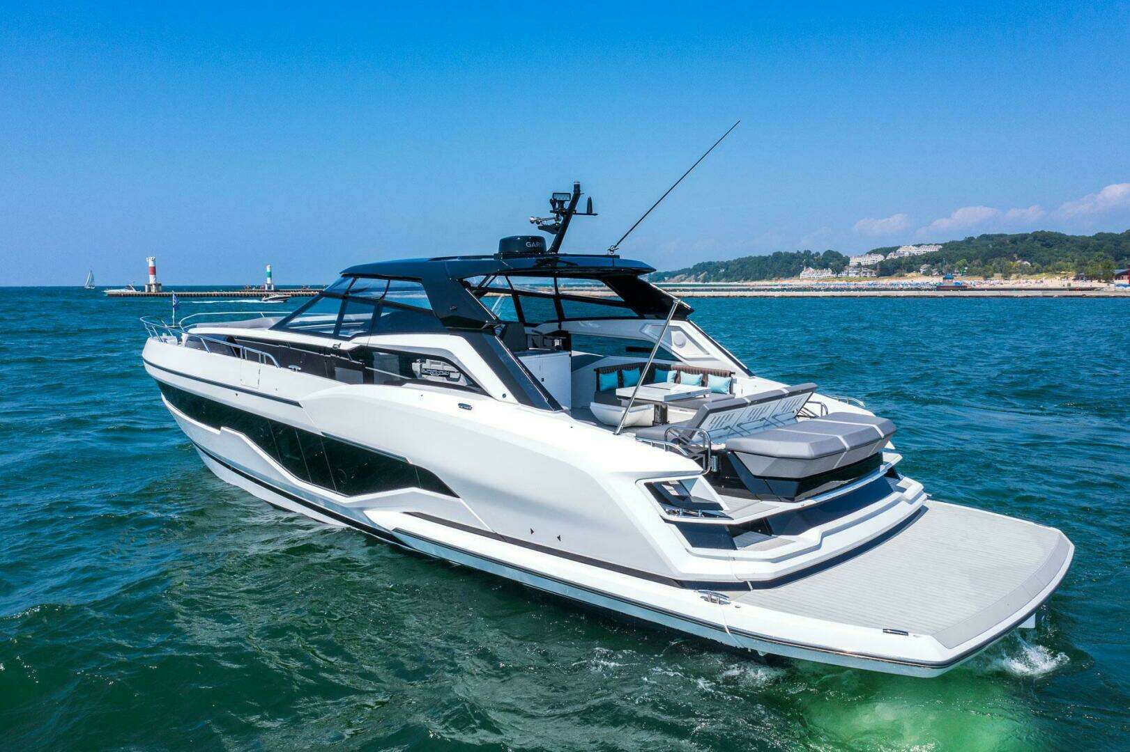 2027 Sunseeker 55 Superhawk - Image 6