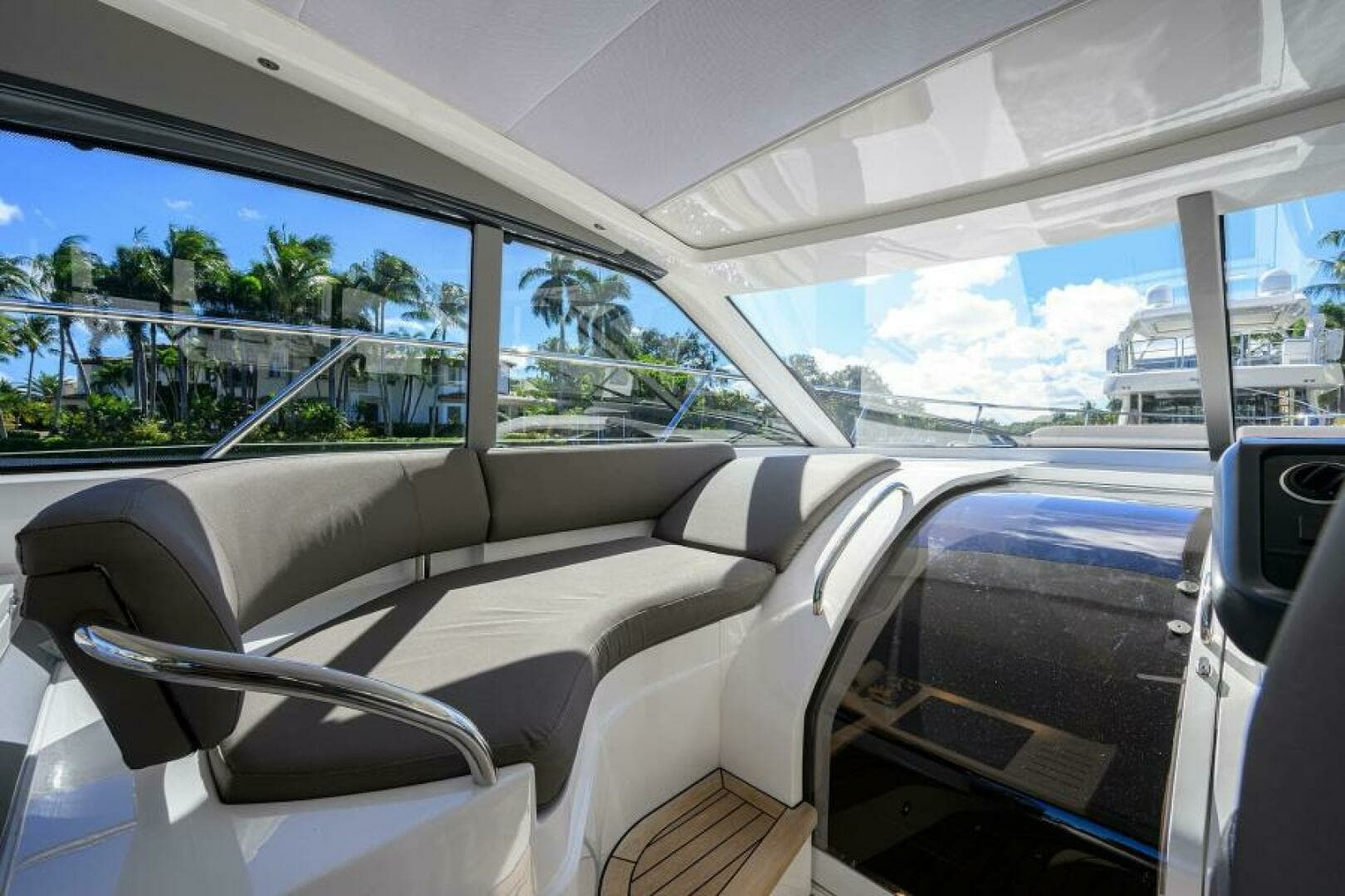 2022 Princess V50 Open - Image 27