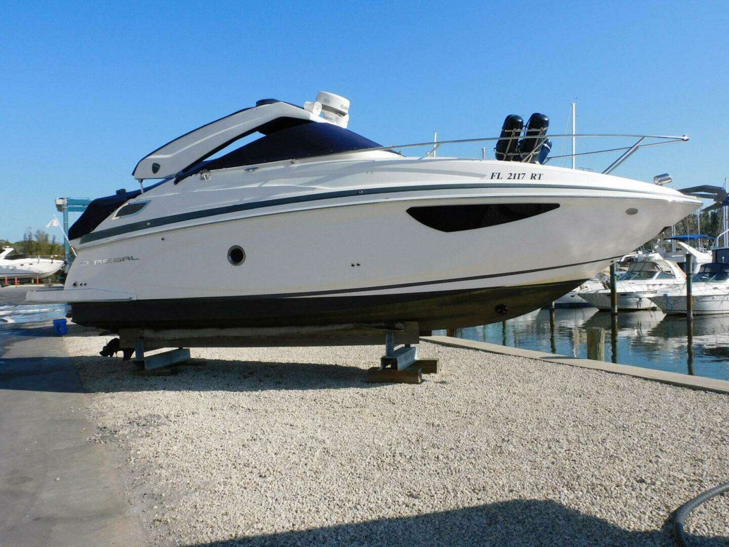 2019 Regal 28 Express - Image 38