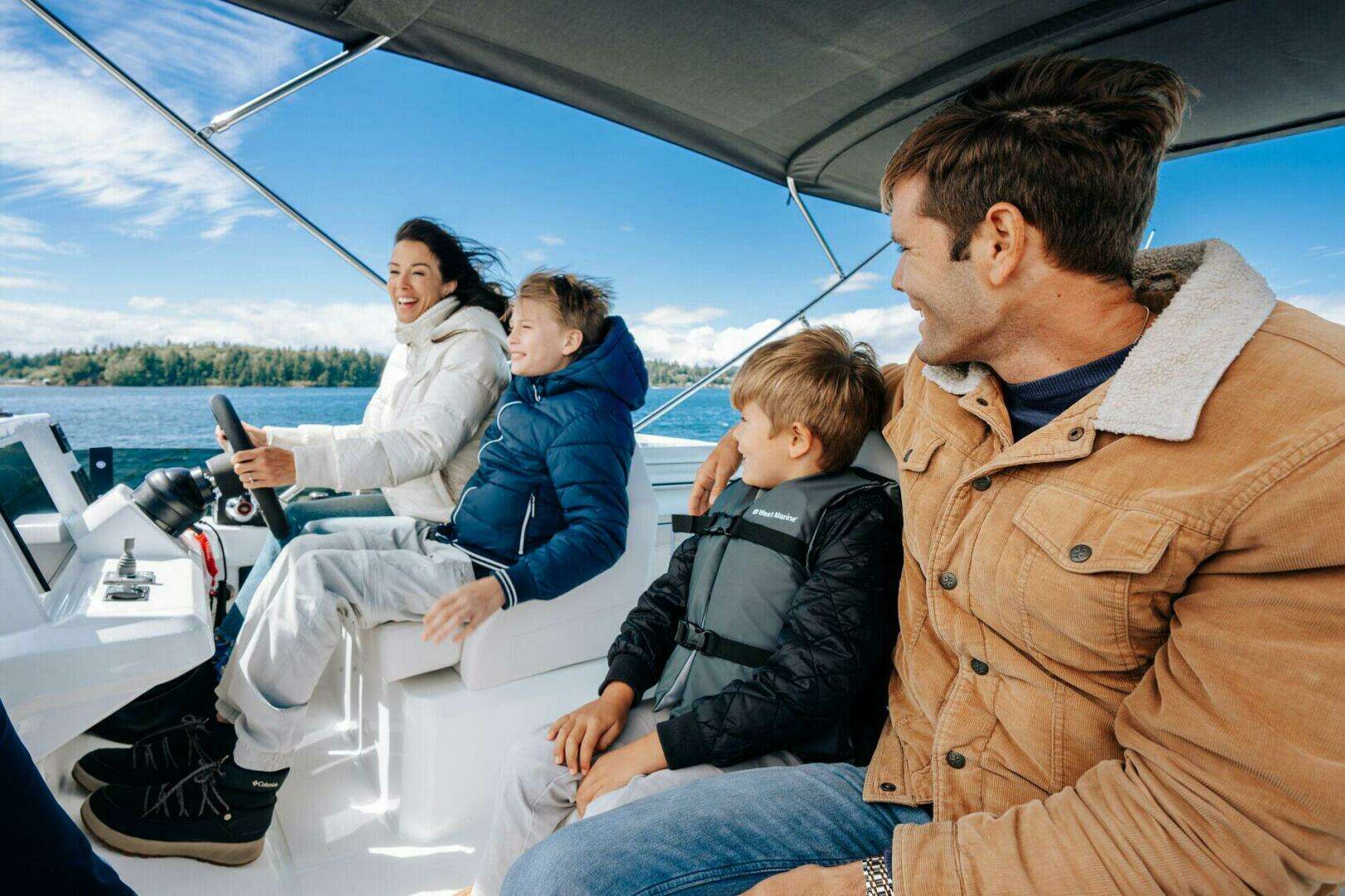 2026 Beneteau Antares 12 Fly - Image 16