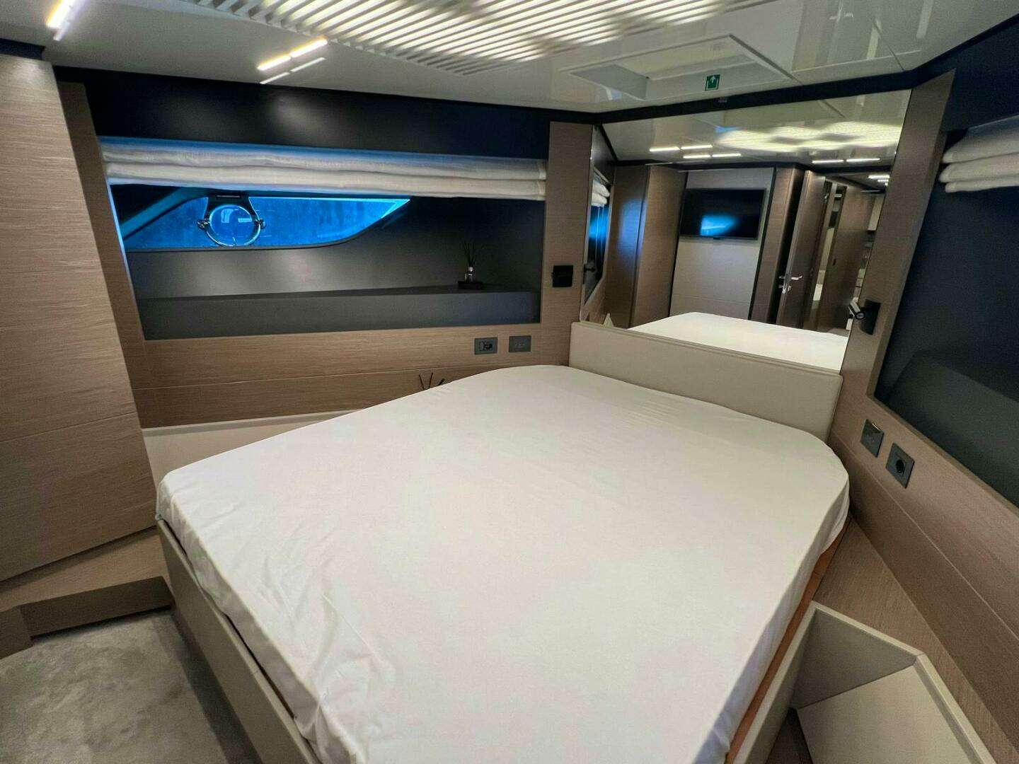 2019 Ferretti Yachts Ferretti 780 - Image 23