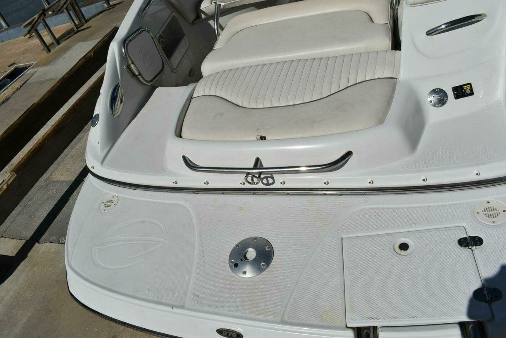 2005 Crownline 275 CCR - Image 9