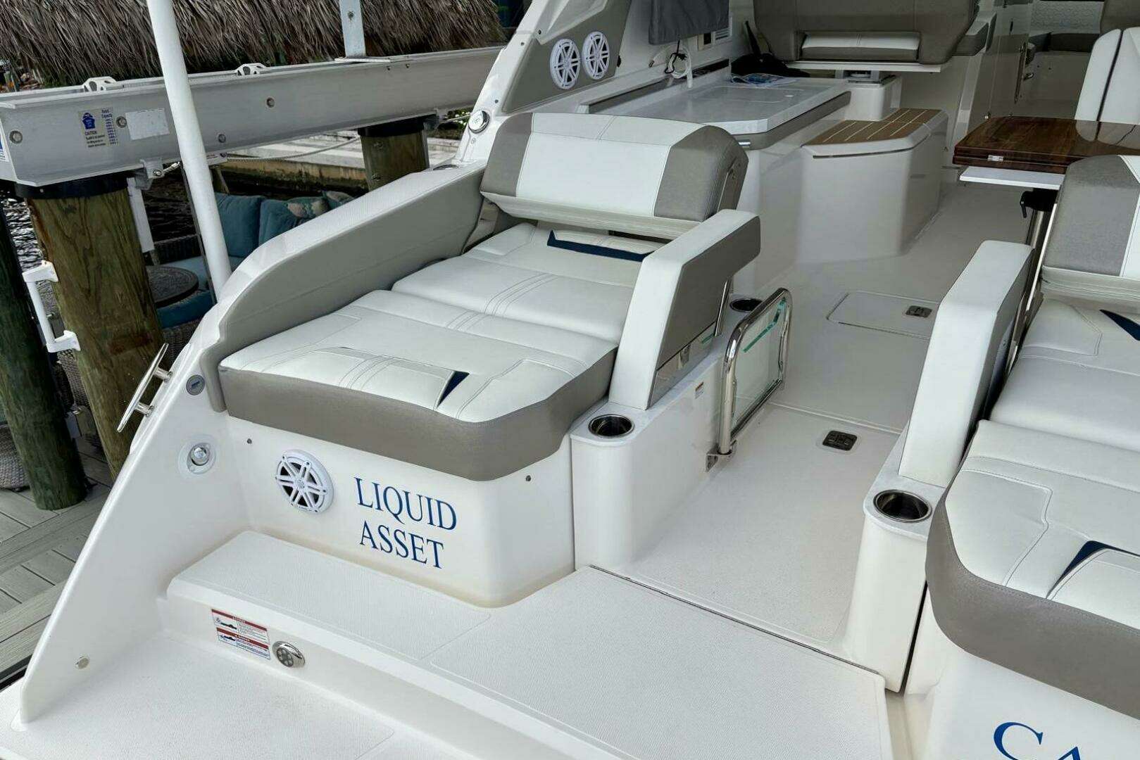 2024 Tiara Sport 34 LX - Image 6
