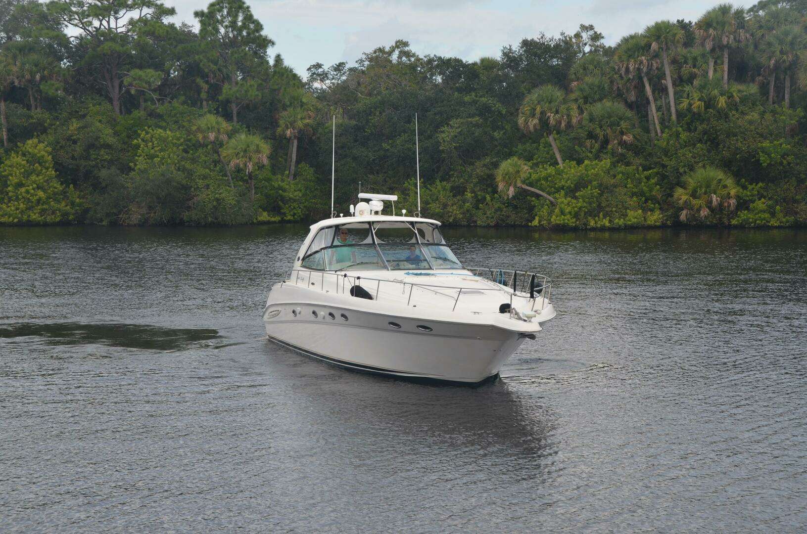 2001 Sea Ray 460 Sundancer - Image 3