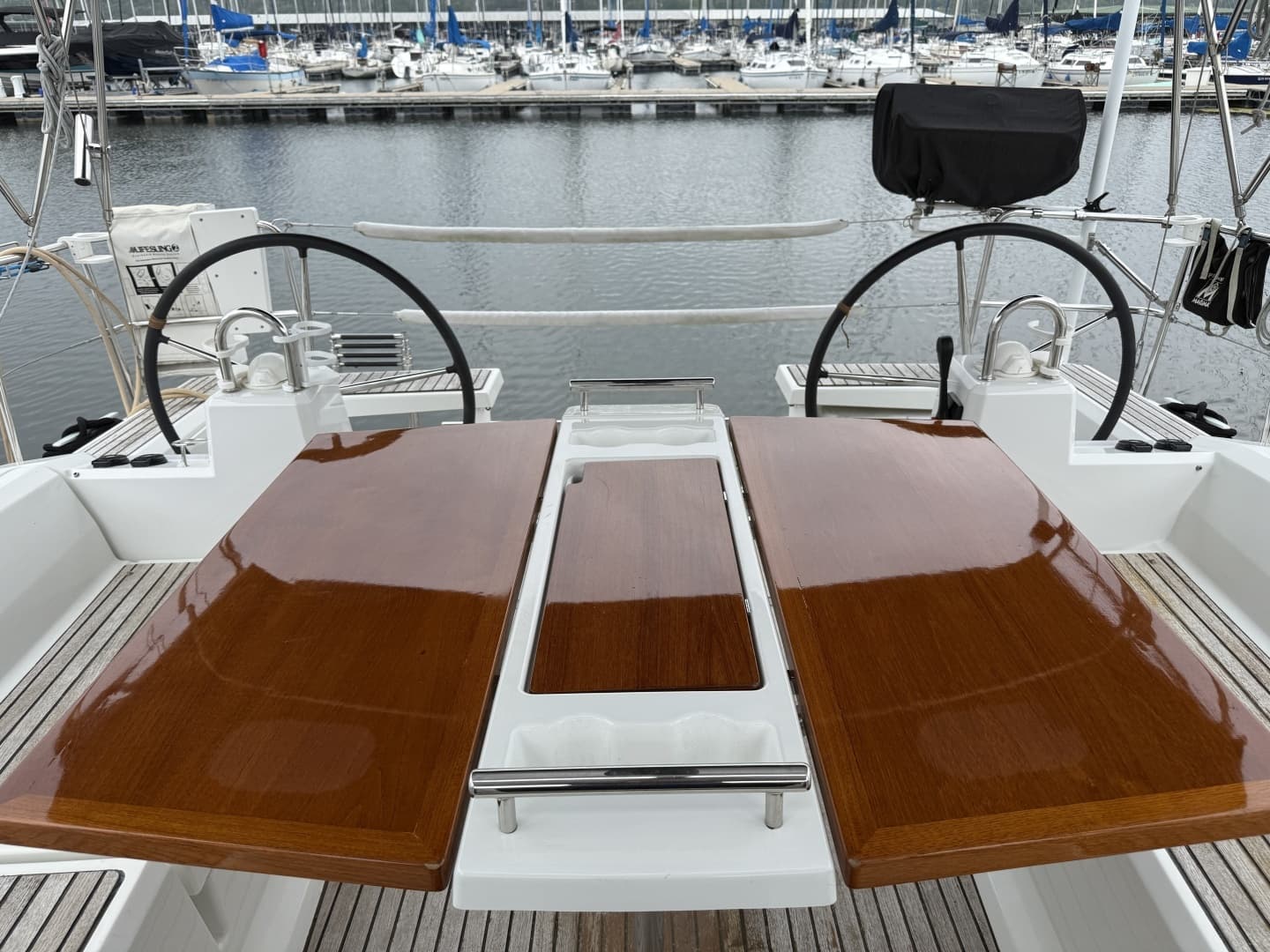2016 Beneteau Oceanis - Image 26