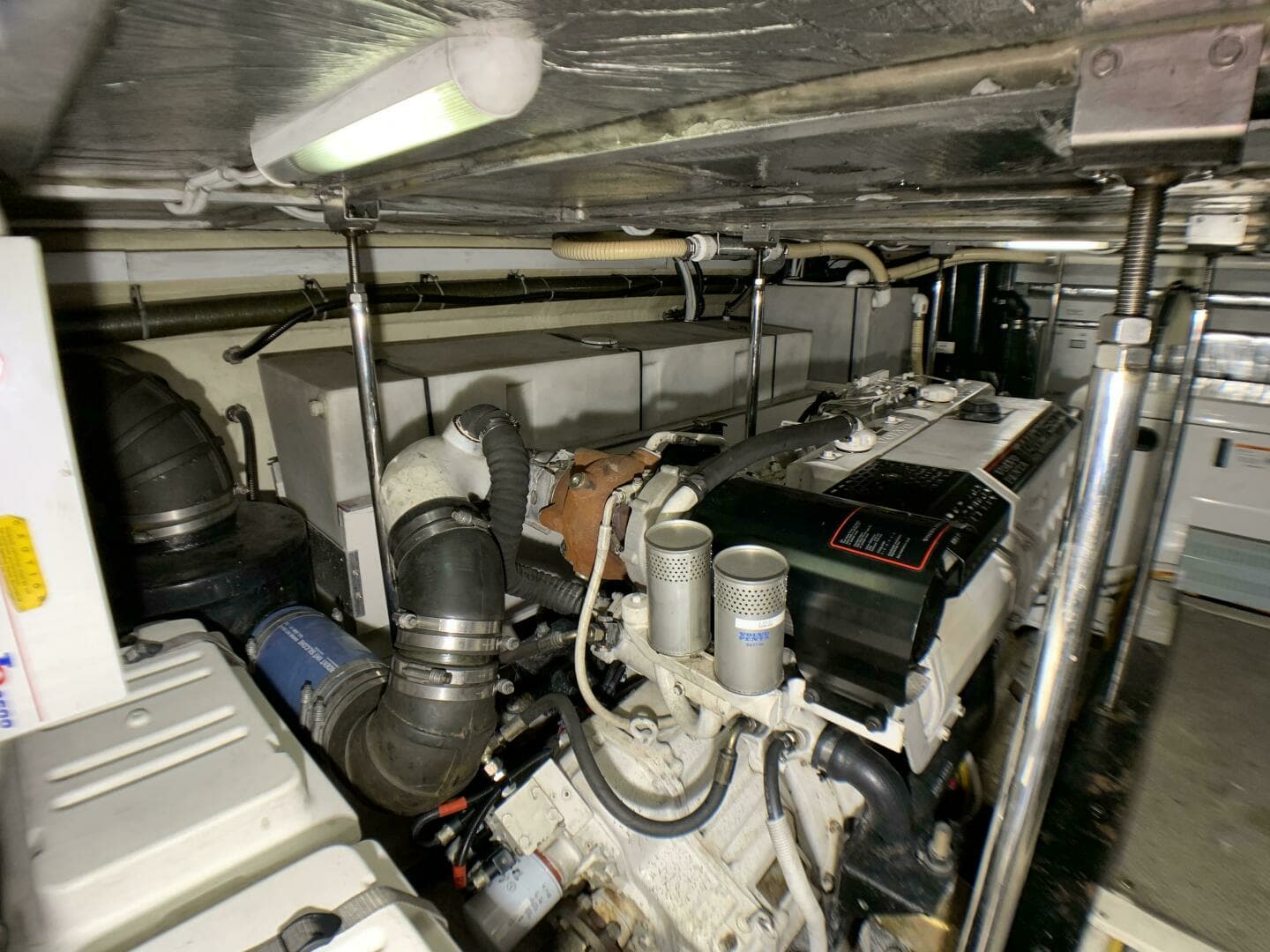 2006 Carver 56 Voyager - Image 29