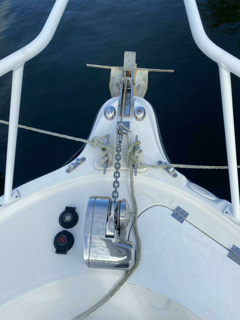 1999 Bayliner 2052 Trophy - Image 7