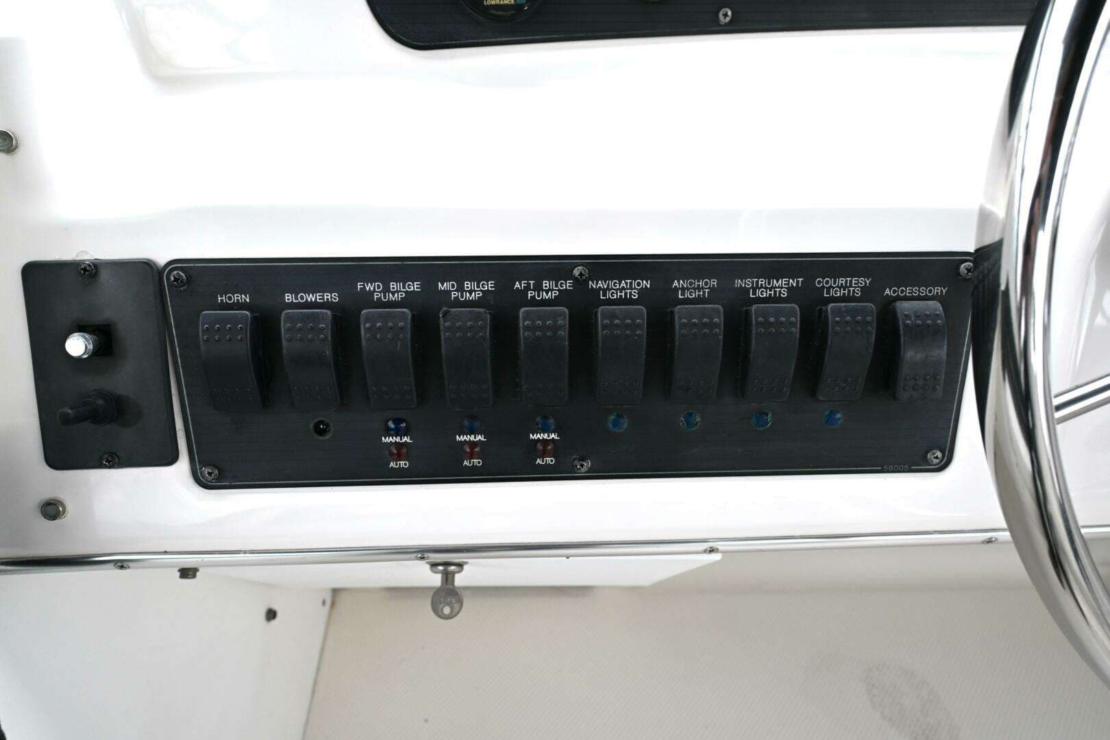 1996 Bayliner 4087 Aft Cabin Motoryacht - Image 53