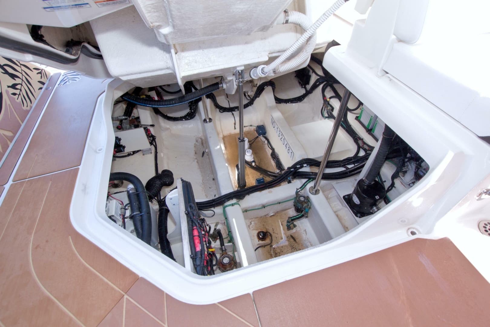 2021 Sea Ray SLX 400 Outboard - Image 60