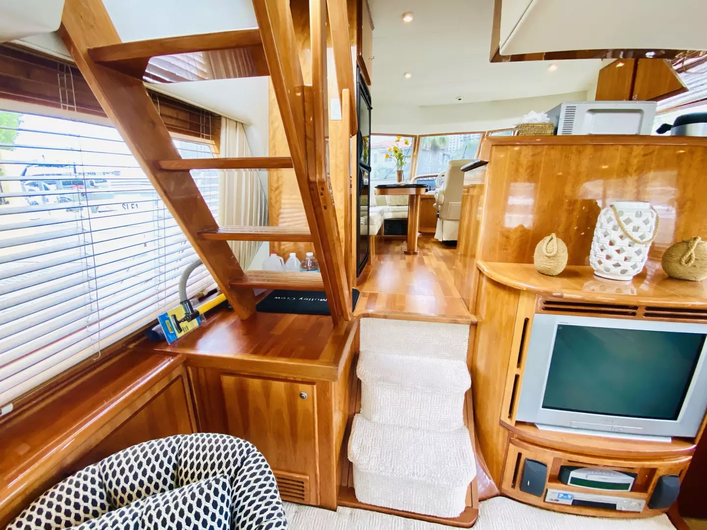 2003 Navigator 5700 Rival - Image 39