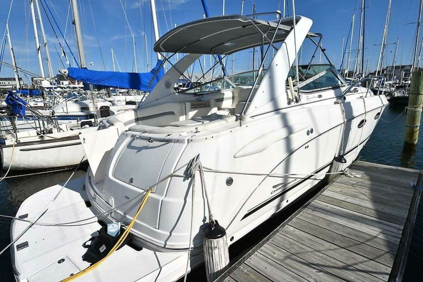 2003 Chaparral Signature 320 - Image 2
