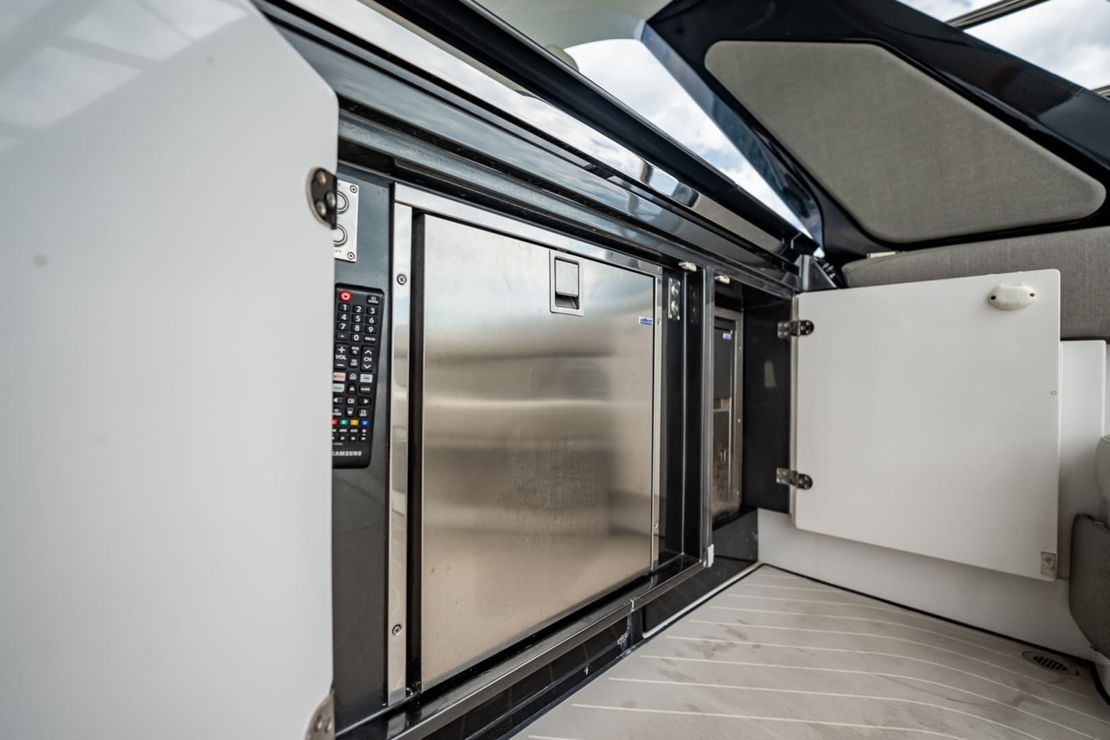 2021 Azimut VERVE 47 - Image 34