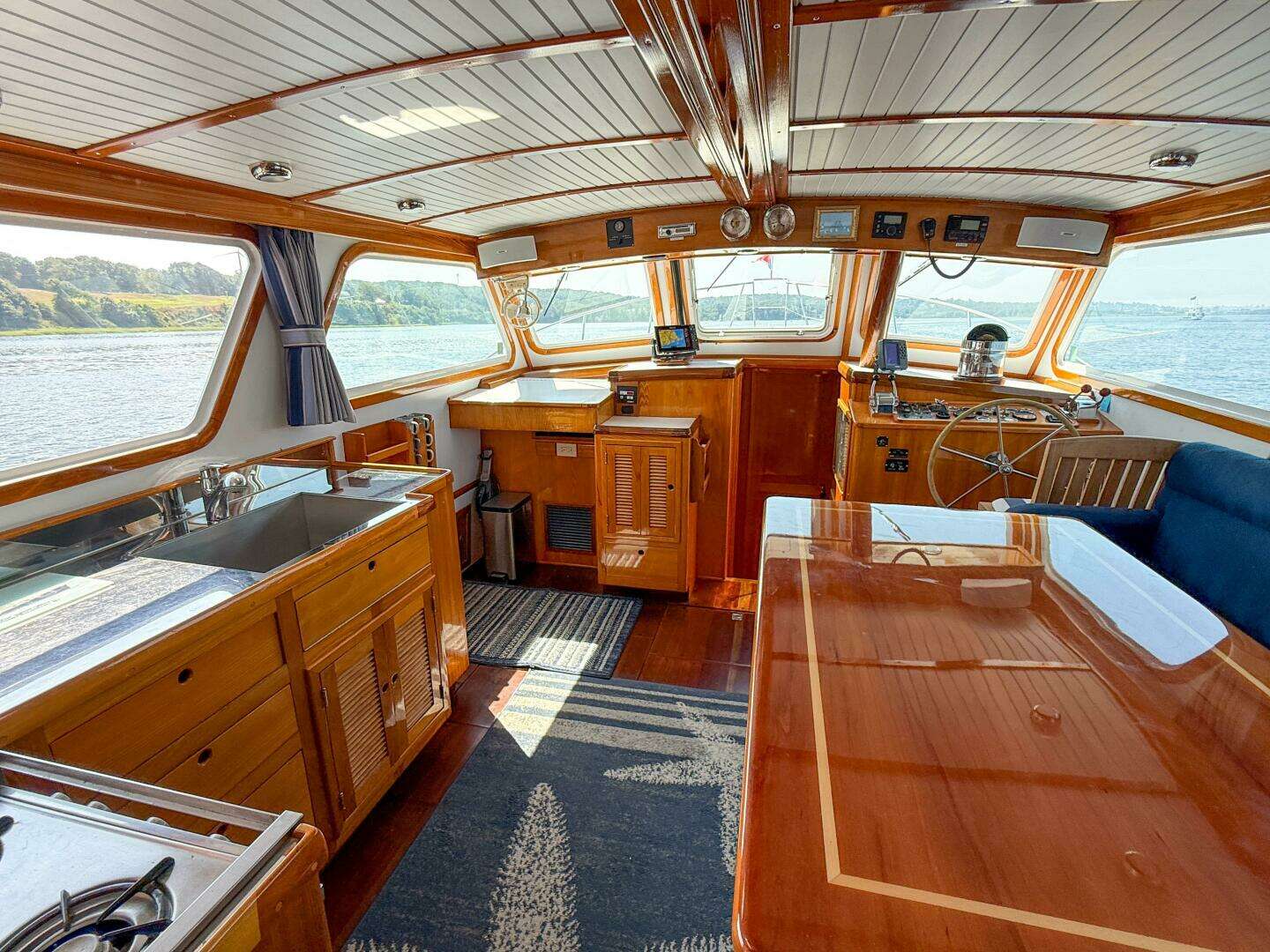 1984 Wilbur 38 - Image 19