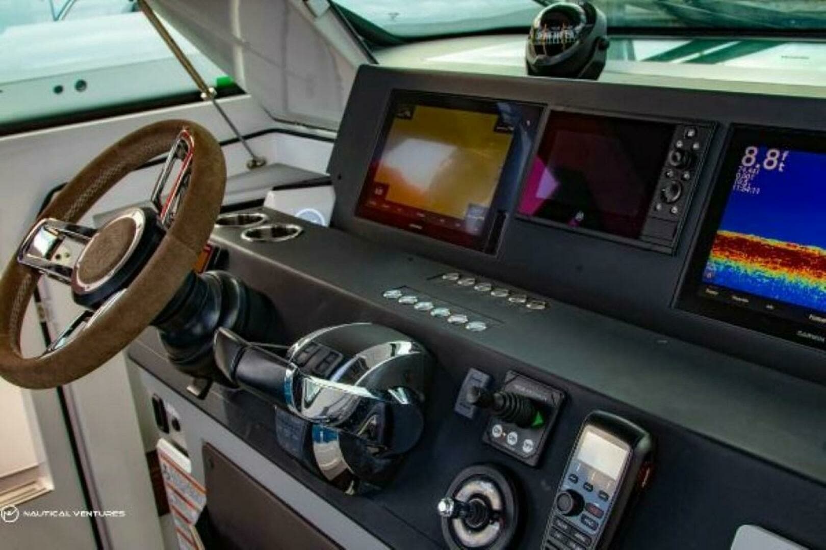 2019 Axopar 37 Sun Top - Image 11