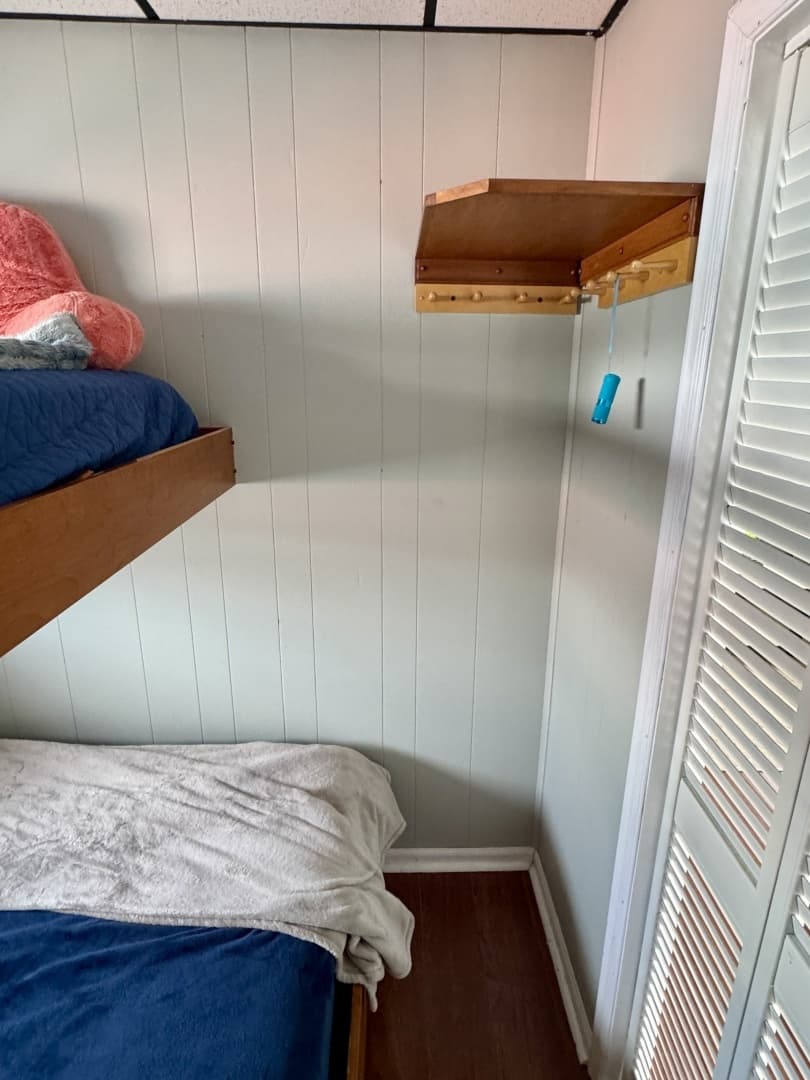 1978 Custom 18 x 24 Off-Grid Floating Cabin Approx 385sqft - Image 33