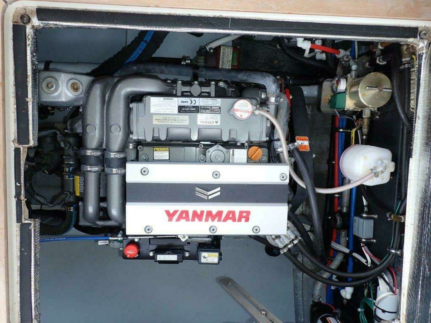 2021 Custom Launch 45 Pilothouse - Image 21