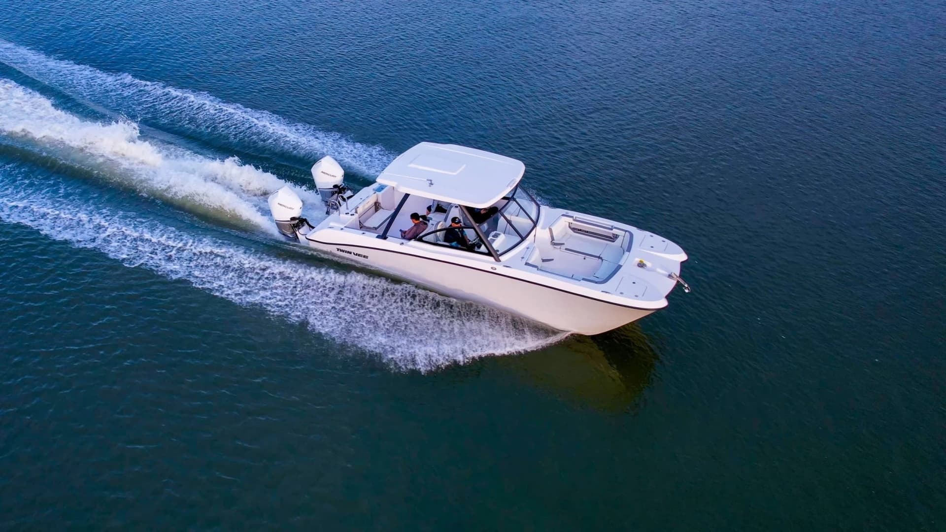 2026 Twin Vee 280 GFX2 DC - Image 2
