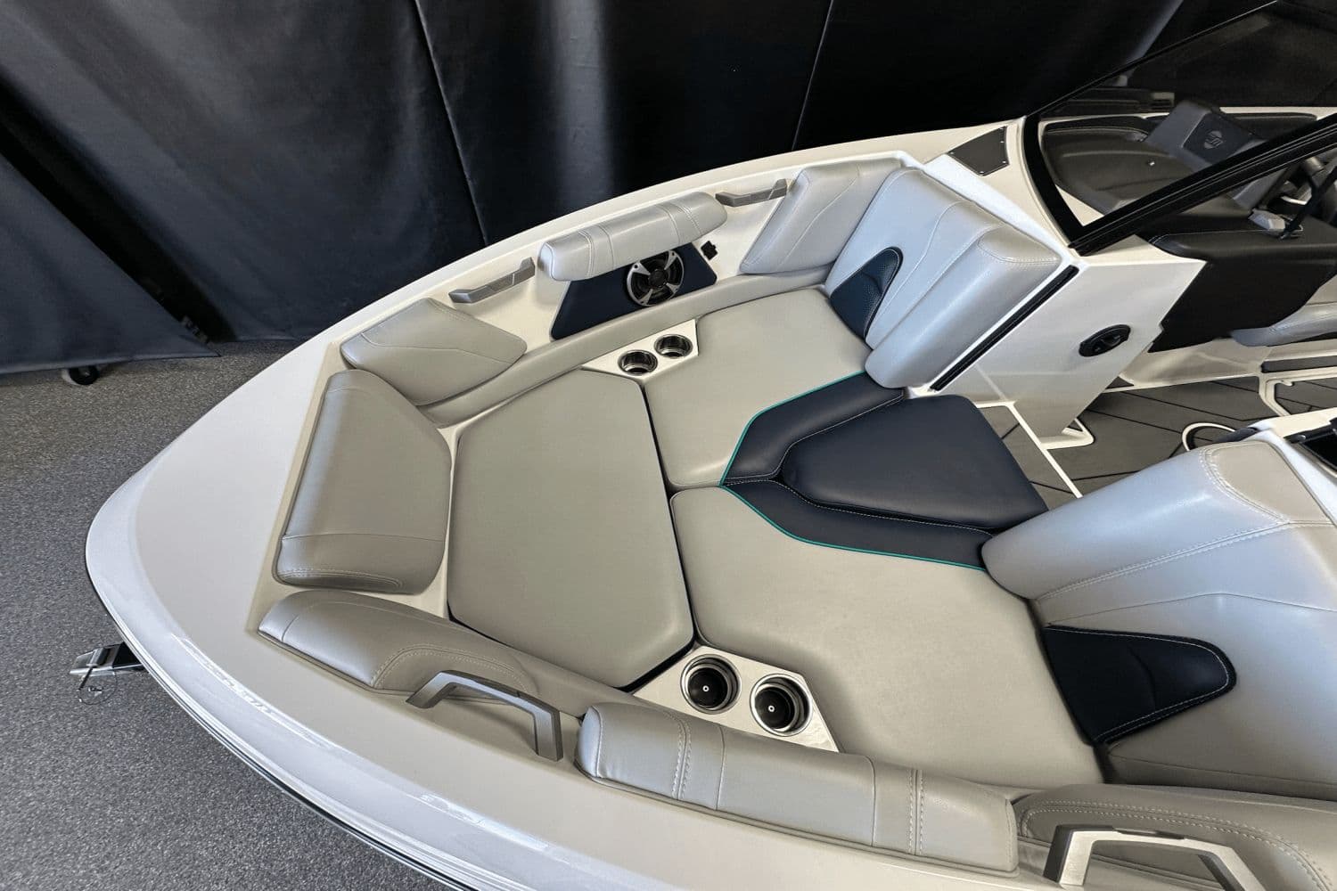2021 Malibu Wakesetter 21 VLX - 2