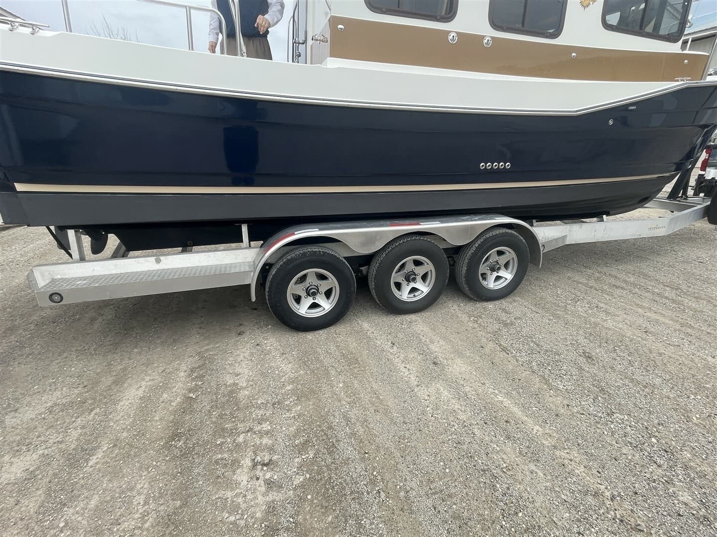 2015 Ranger Tugs R-27 - Image 4