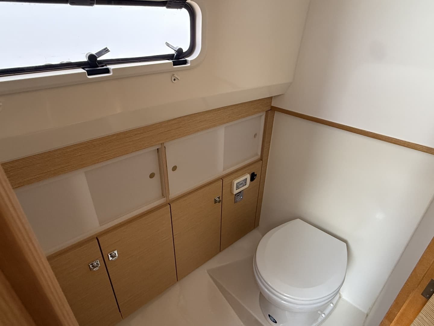 2019 Fjord 40 Open - Image 43