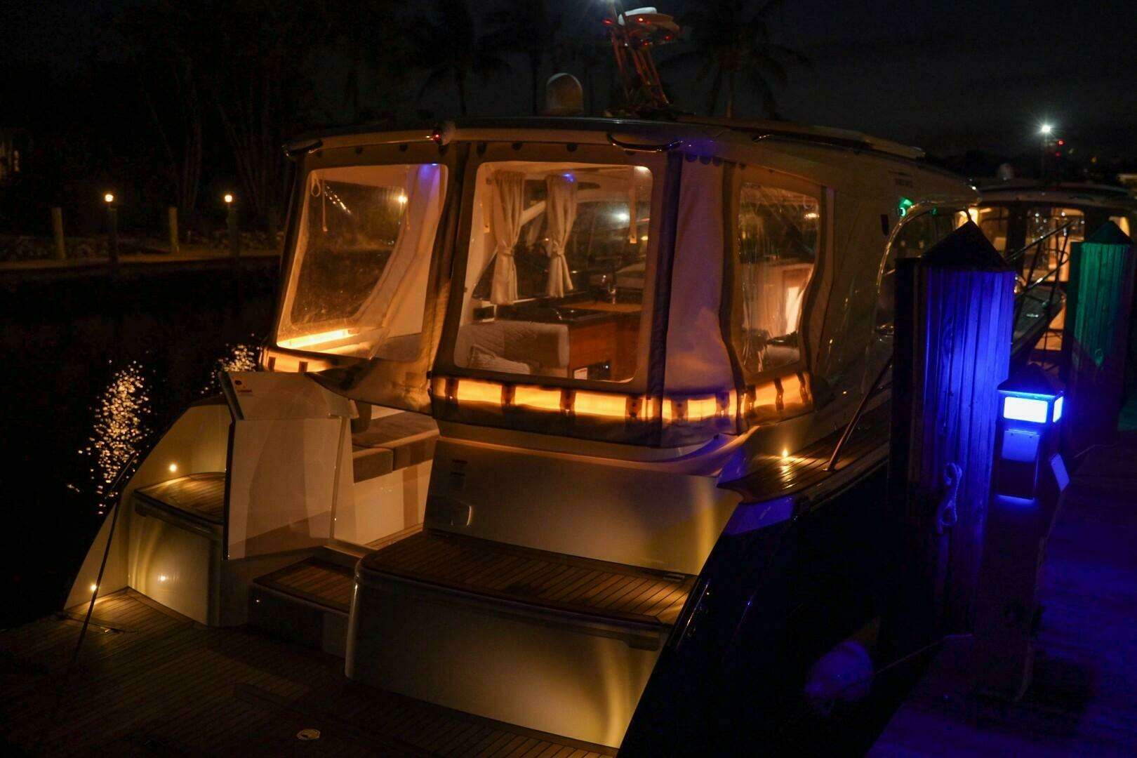 2026 Marex 360 Cabriolet Cruiser - Image 27