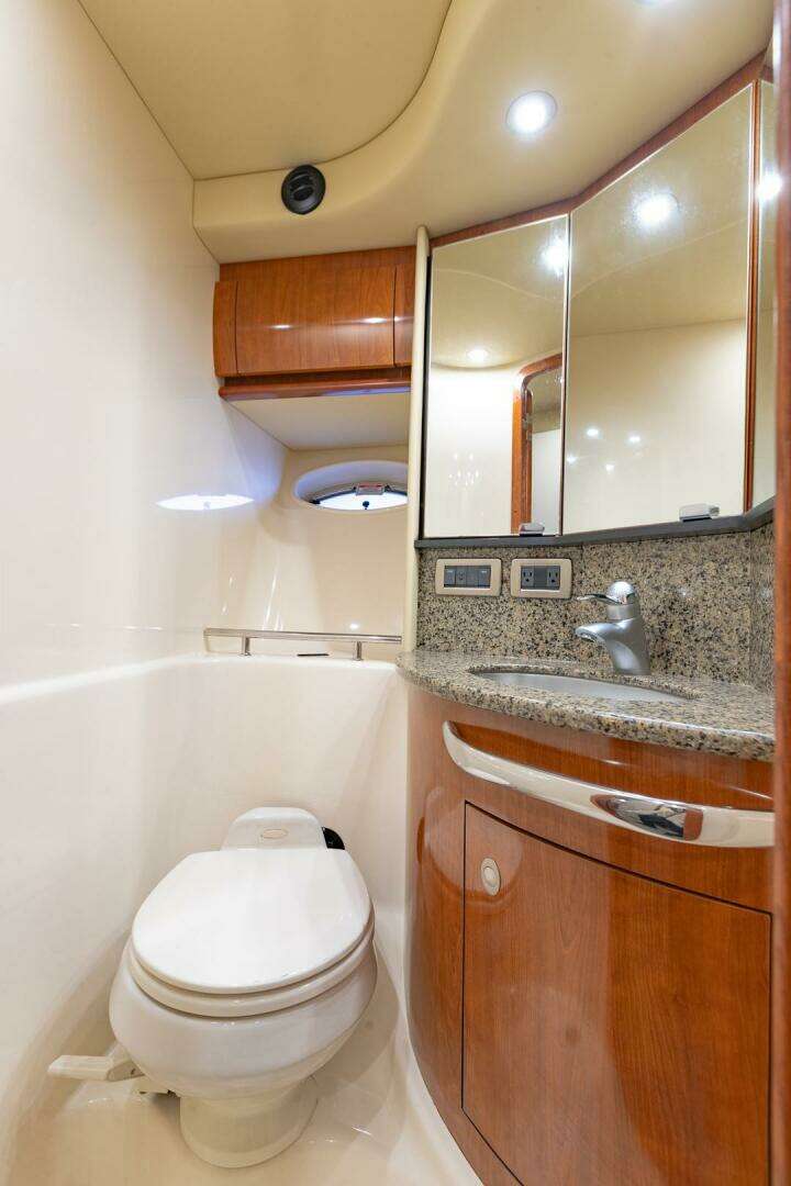 2005 Sea Ray — - Image 20