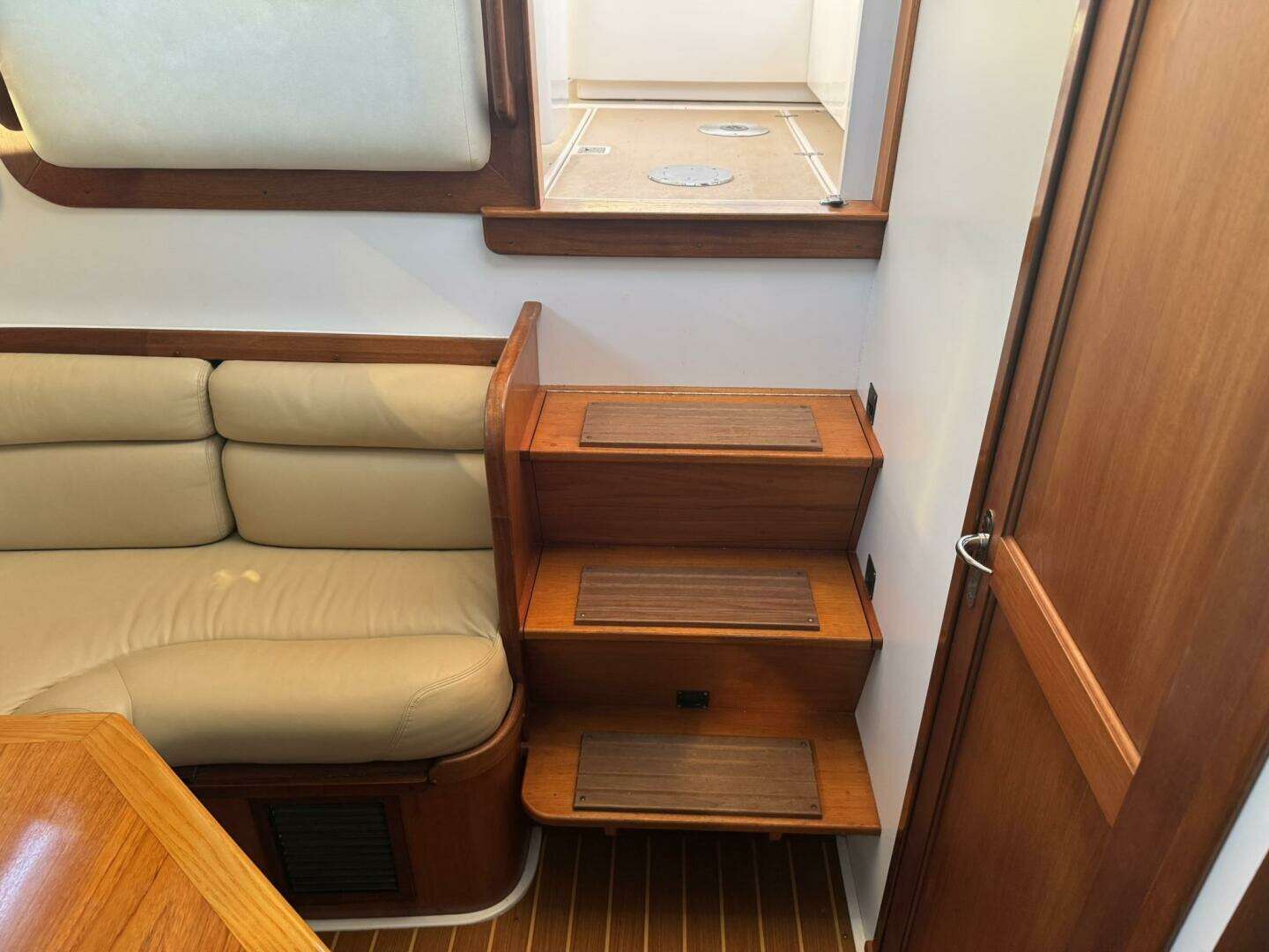2001 Legacy Yachts Express - Image 31