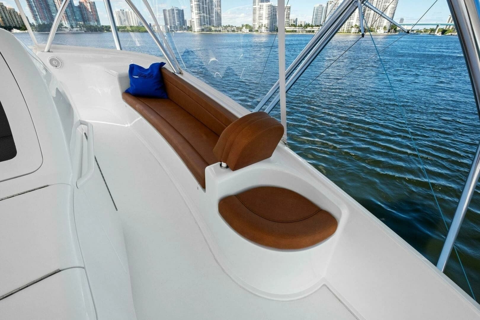 2012 Viking 82 Convertible - Image 93