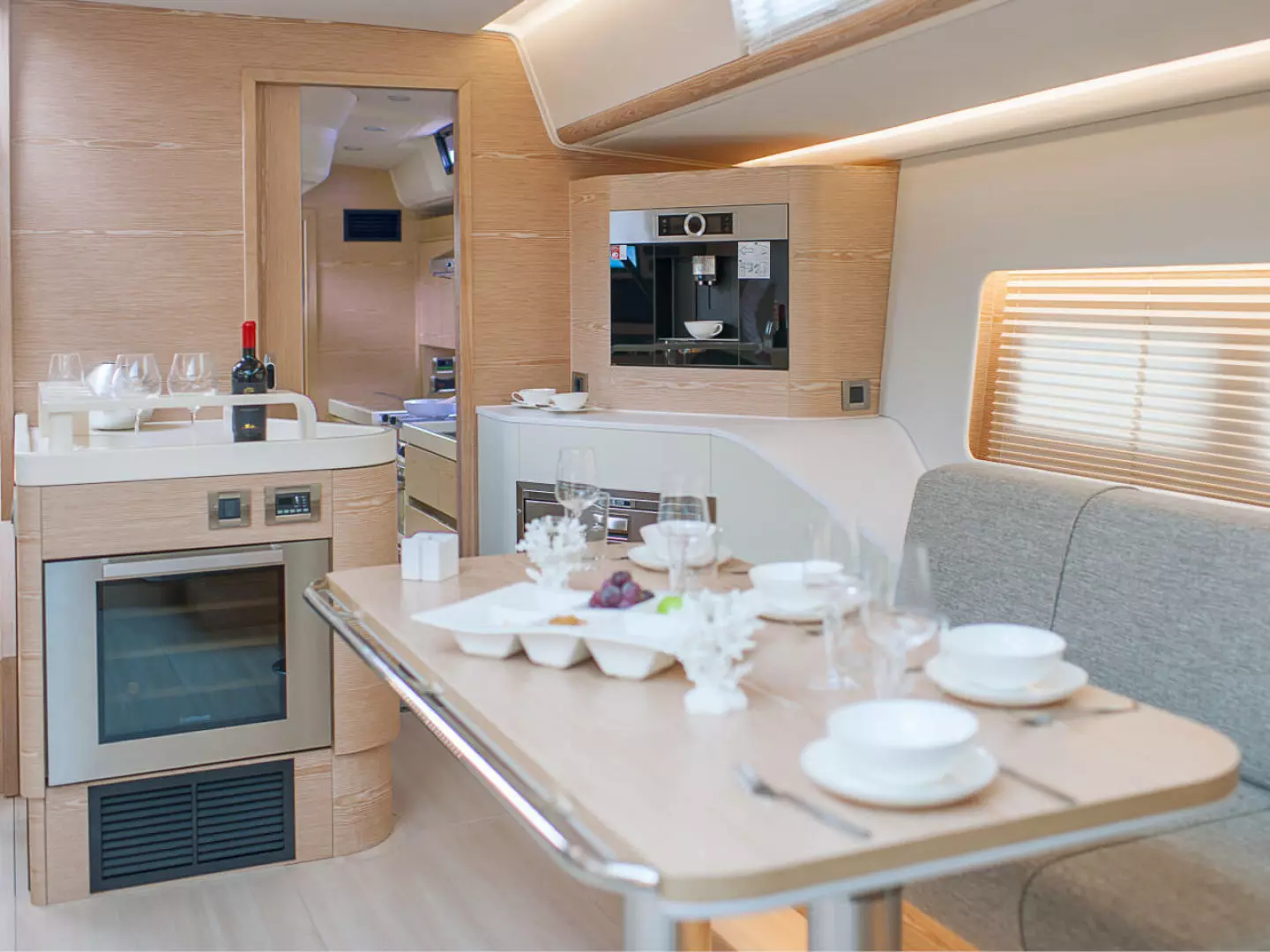 2025 Hanse 675 - Image 30