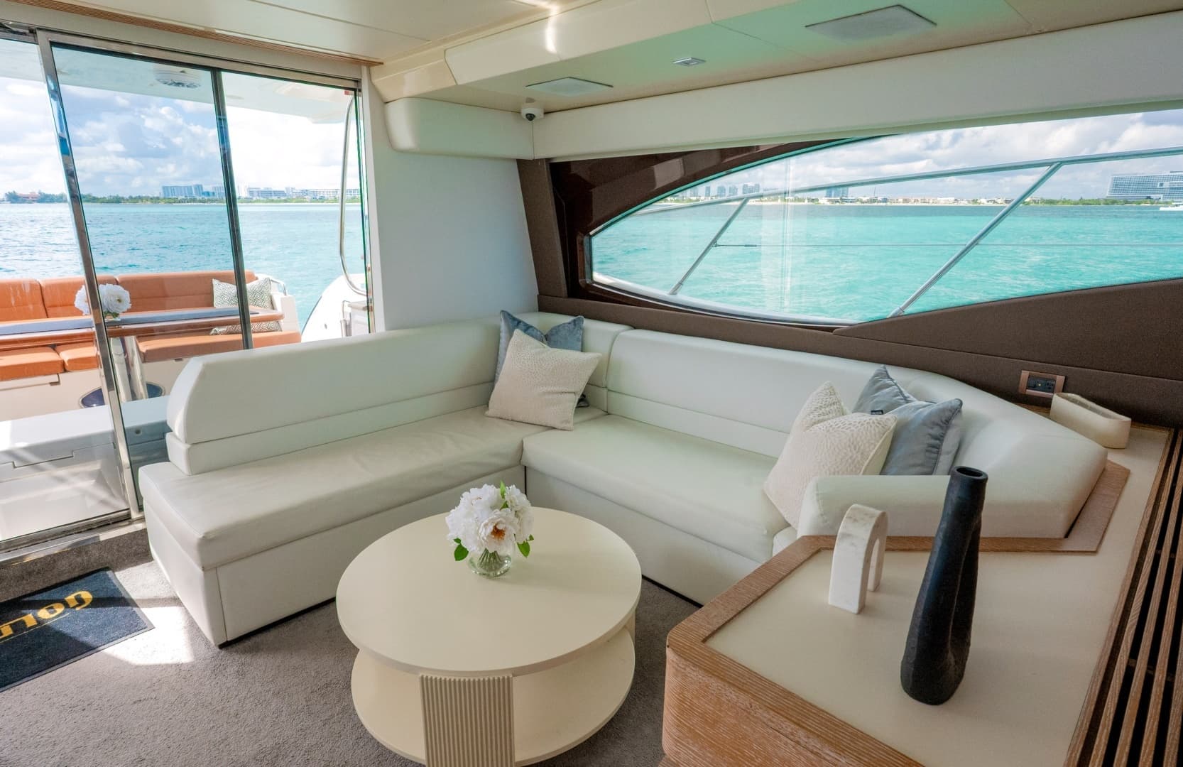 2011 Azimut 58 Fly - Image 23