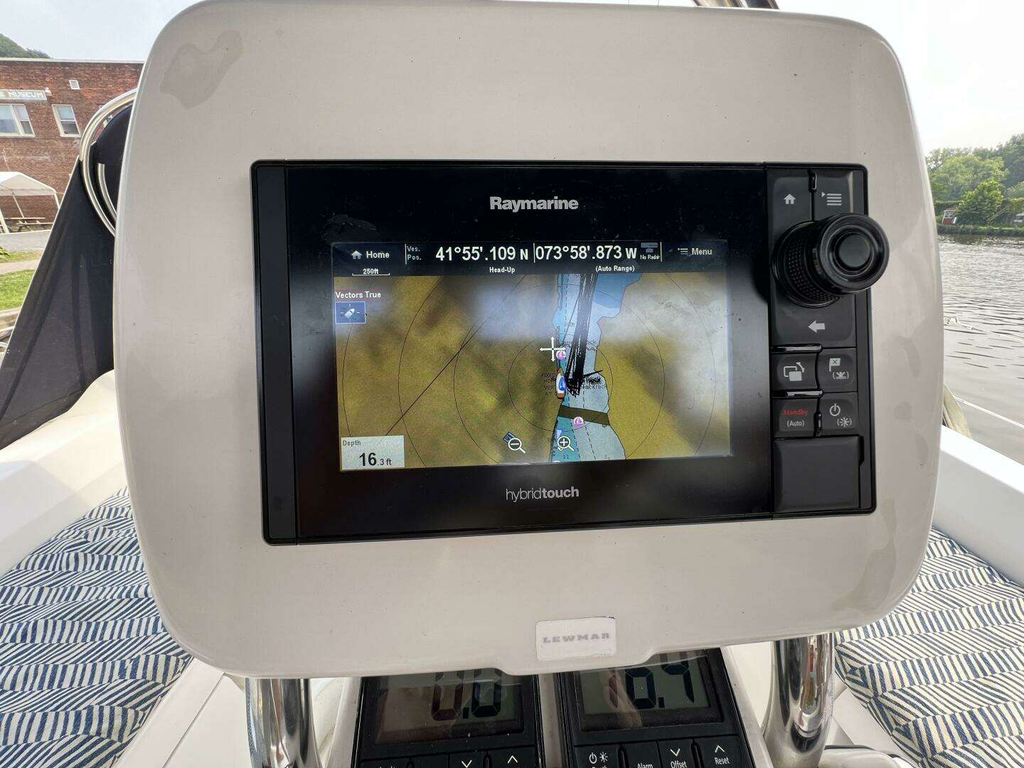 2004 Hunter 41 - Image 54