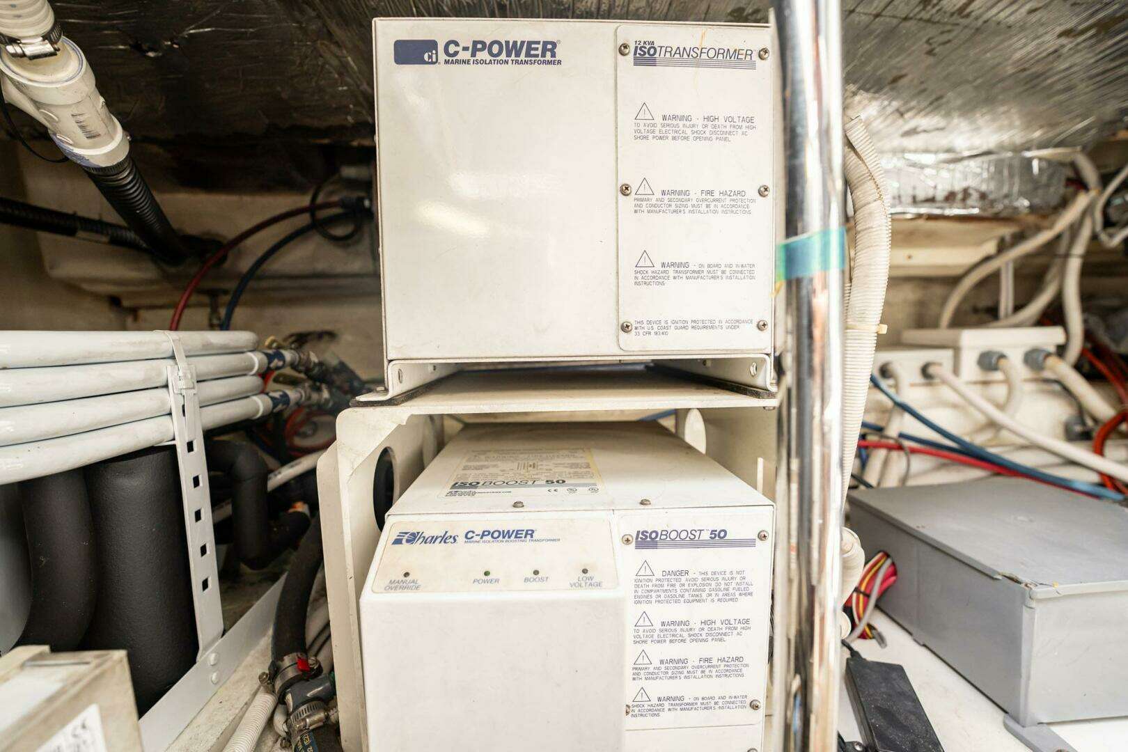 2005 Carver 56 Voyager - Image 39