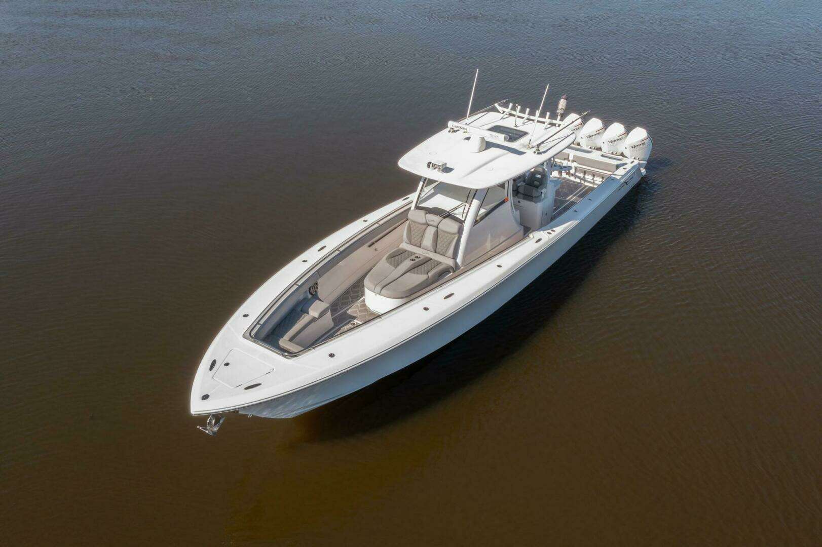 2020 BlackWater 43 Sportfish - Image 2