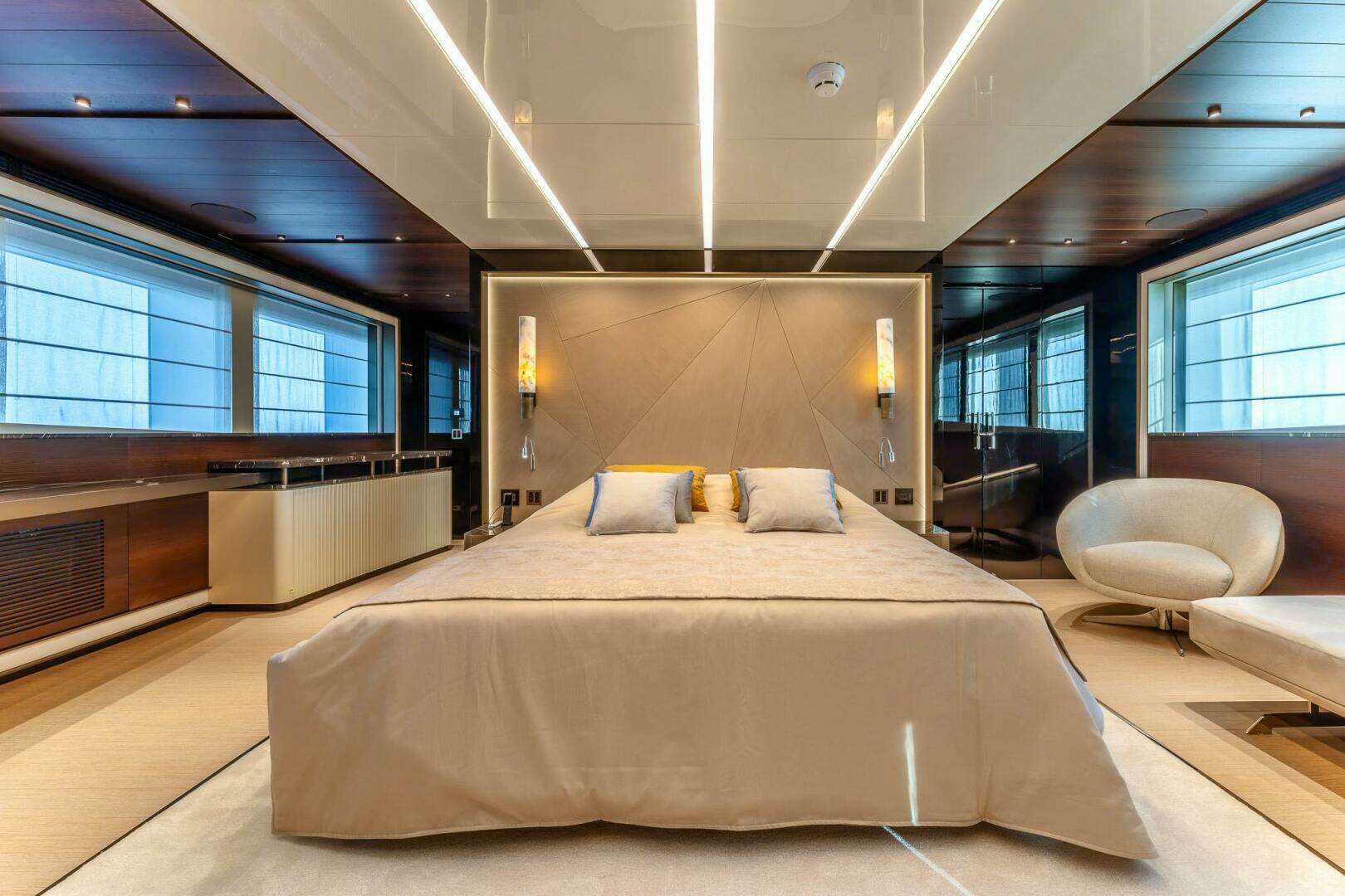 2024 AES Yacht — - Image 29