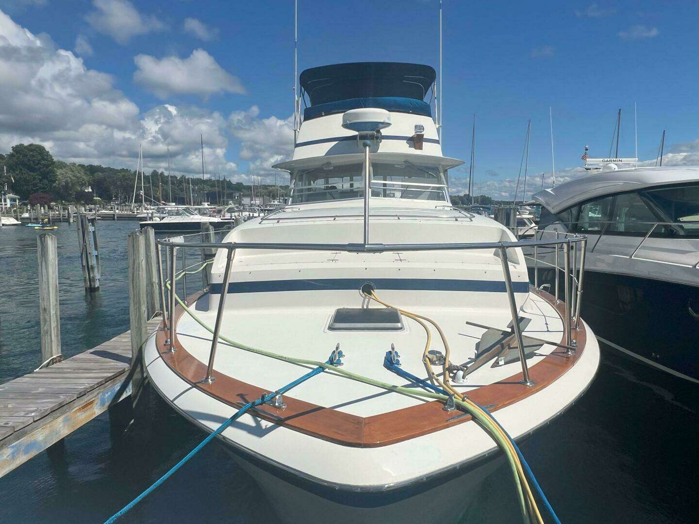 1978 Chris-Craft 410 Motor Yacht - Image 10