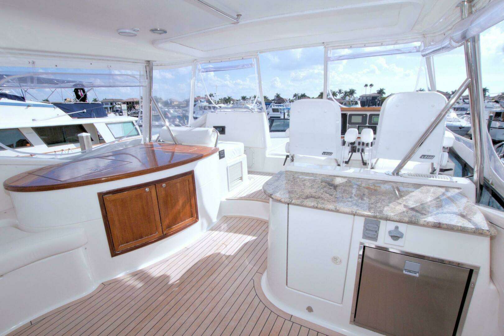2005 Neptunus 62 Flybridge - Image 22