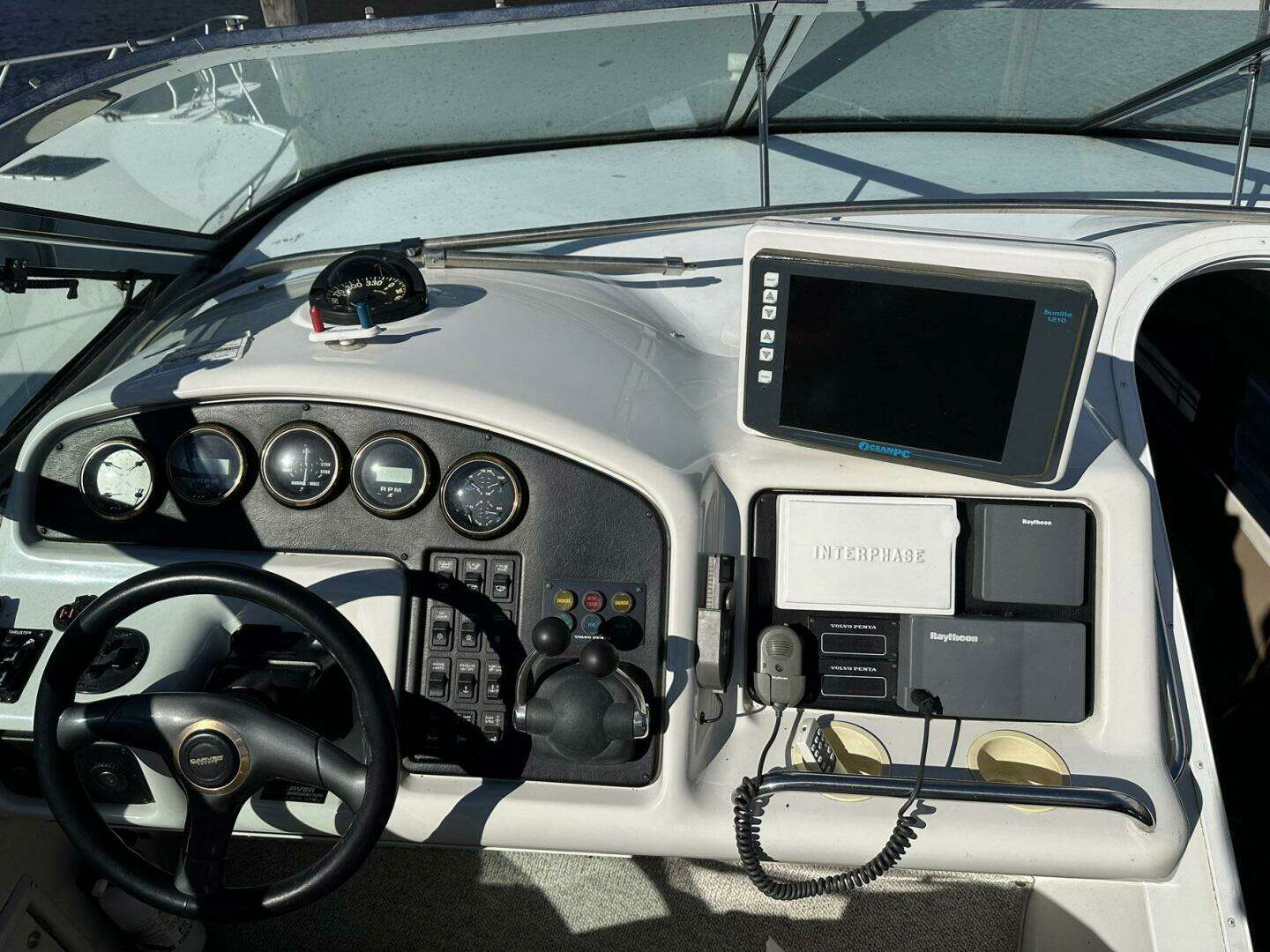 1999 Carver 530 Voyager Pilothouse - Image 52