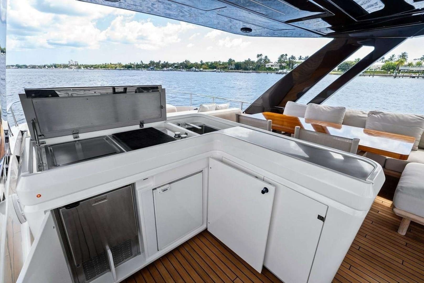 2022 Ferretti Yachts 780 - Image 20