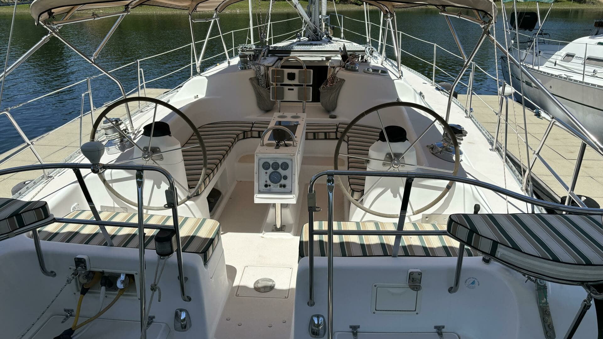 1997 Catalina 400 - Image 29