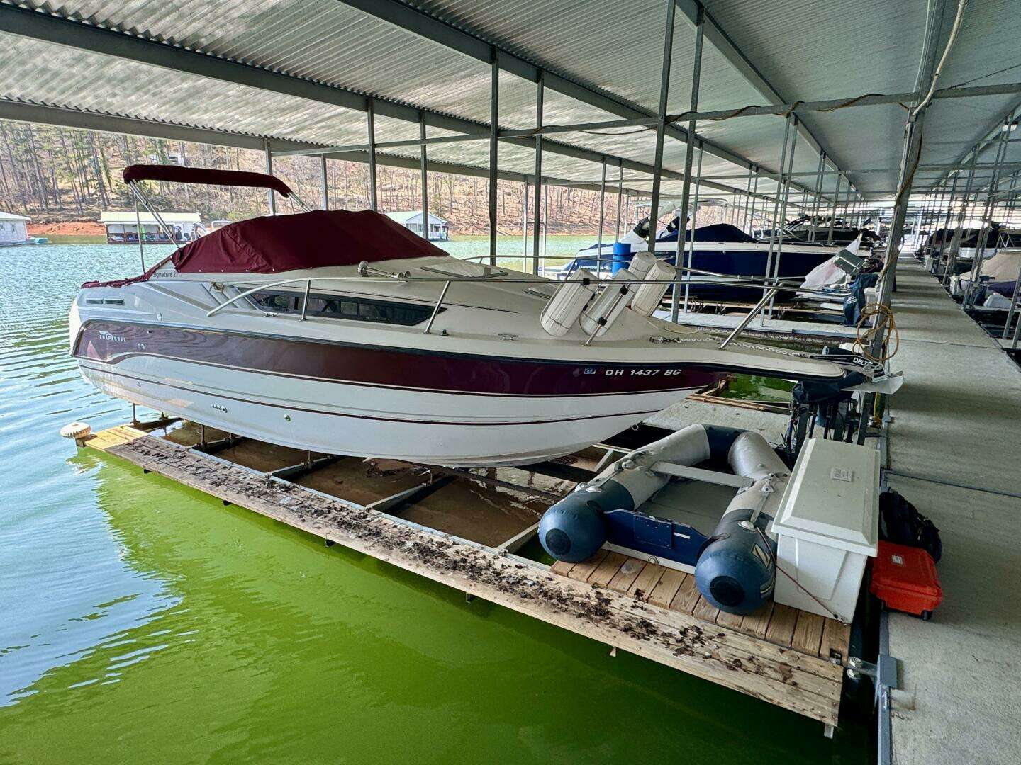 1994 Chaparral Signature 27 Cabin Cruiser - Image 254