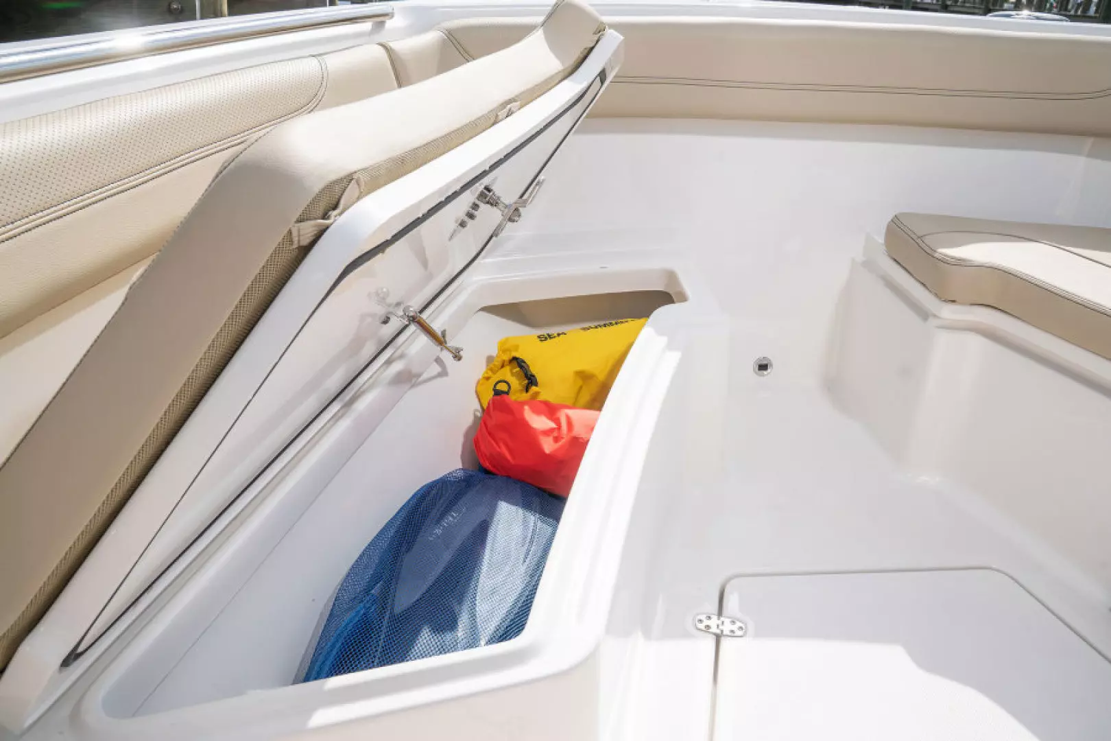 2021 Pursuit S288 - Image 6