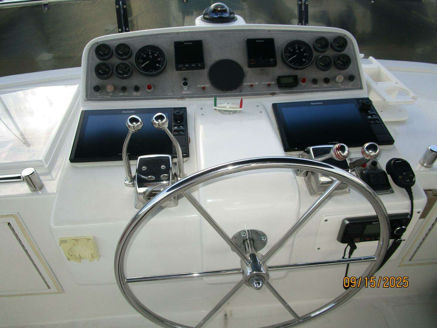 2000 Ocean Alexander 450 Classico - Image 20