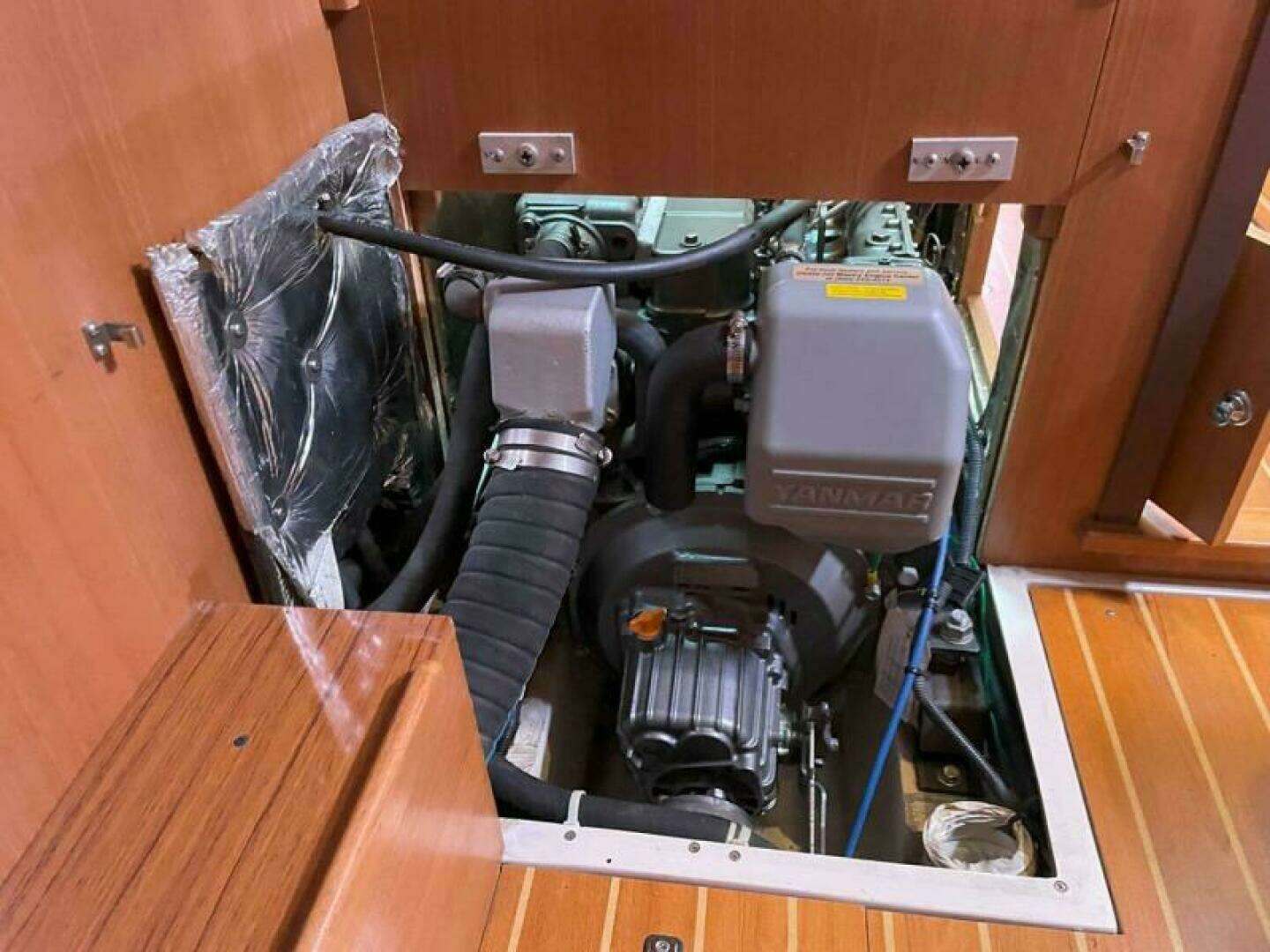 2011 Catalina 445 - Image 51