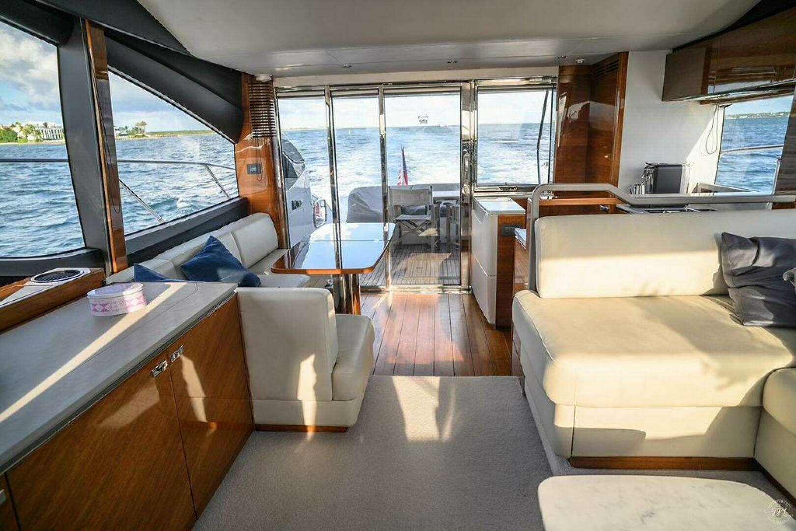 2021 Princess S62 - Image 14