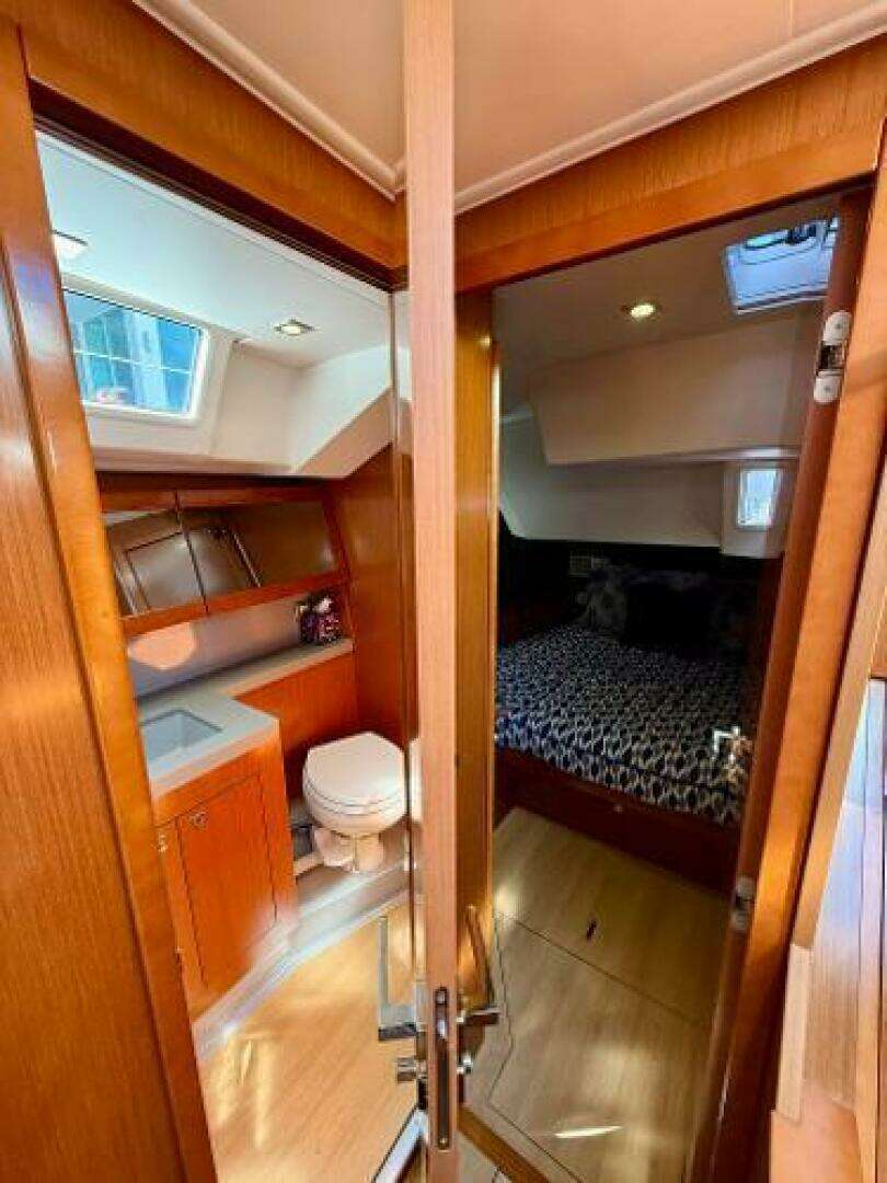 2015 Beneteau Oceanis 55 - Image 51
