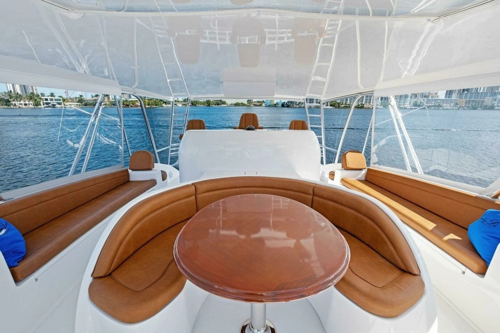 2012 Viking 82 Convertible - Image 89