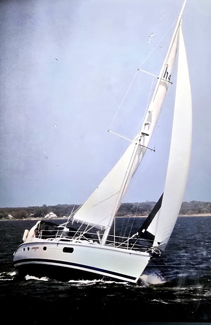1998 Hunter 410 - Image 2